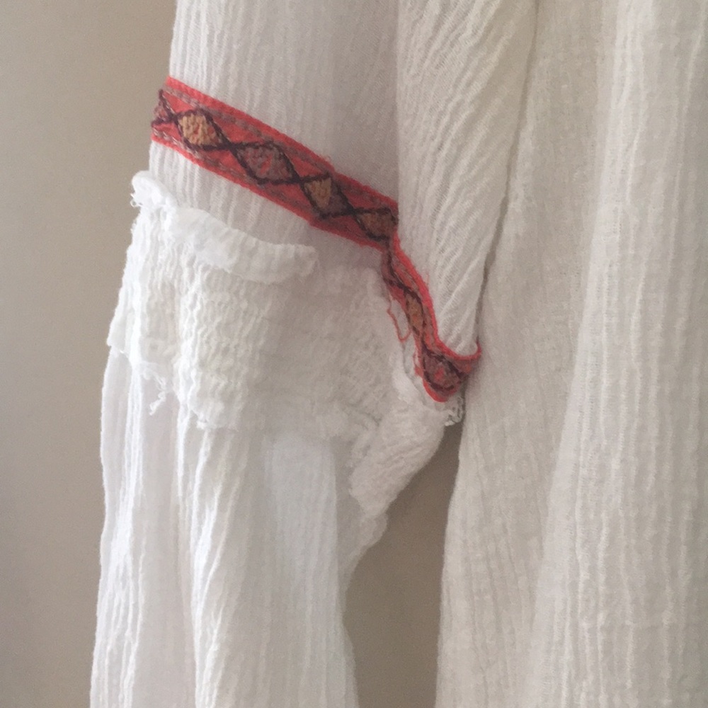 Patterned Dress - Picture 2 of 4